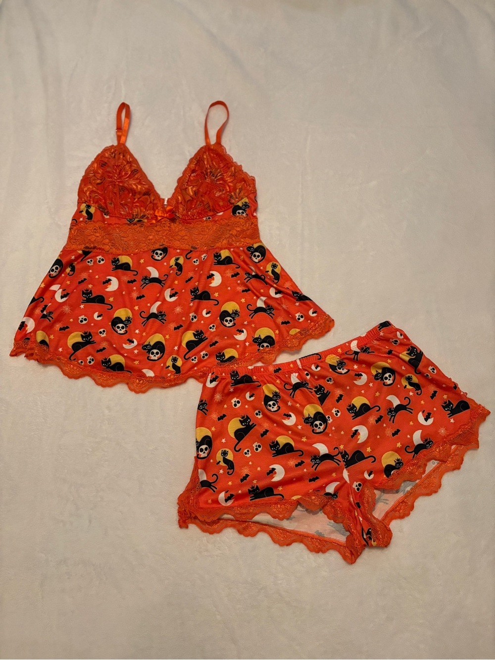 Avidlove Halloween Themed Two-Piece Pajama Set